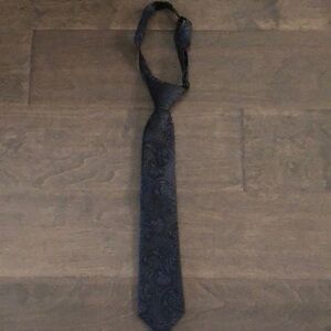 Elegant Black boy’s Paisley silk Tie